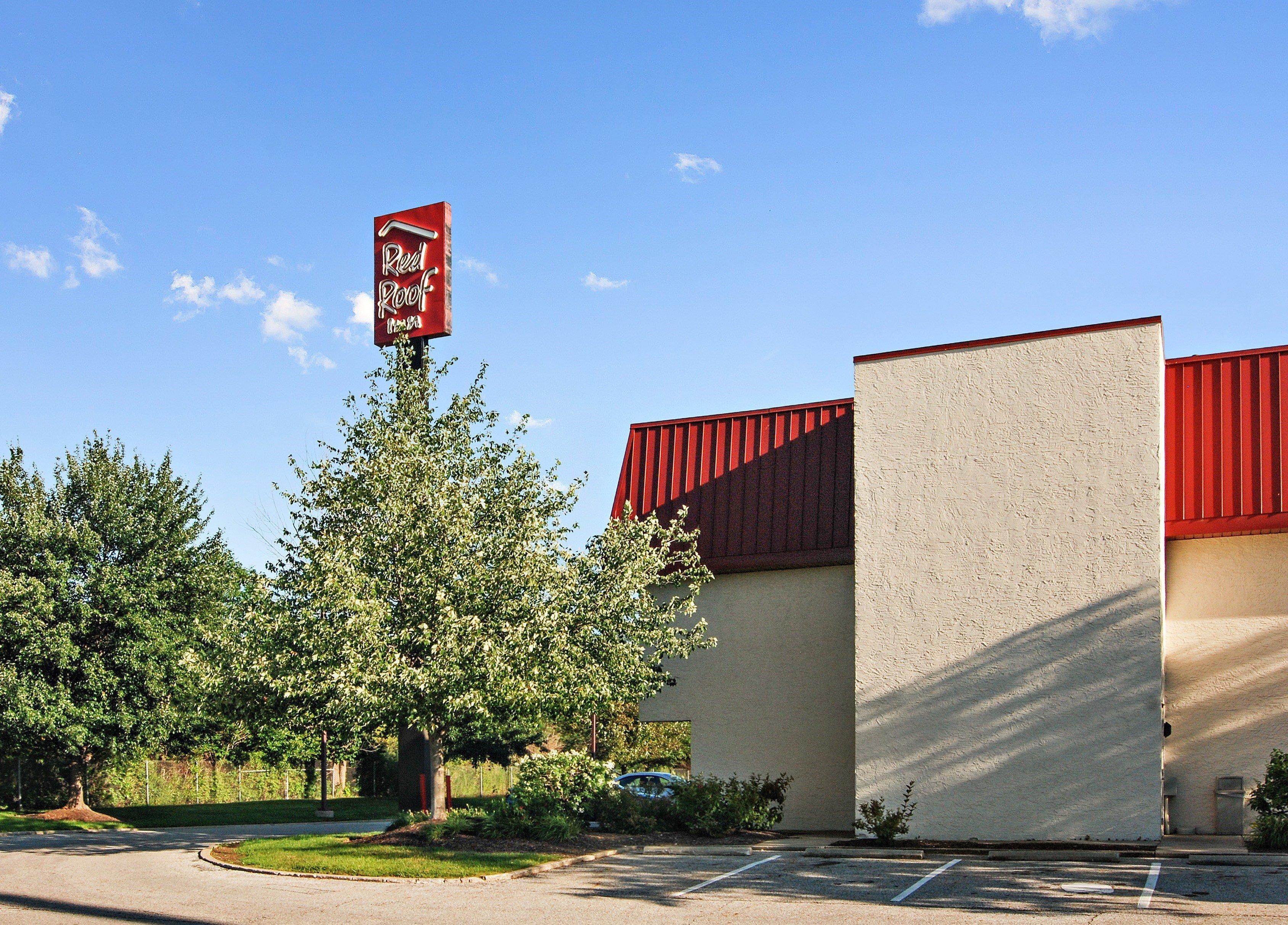 Red Roof Inn Cleveland Airport - Middleburg Heights Exterior photo